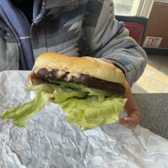 Carl's Jr - Fast Food Near Me - La Mesa, California