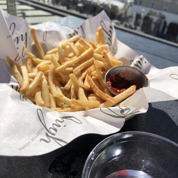 High Rooftop Lounge - Fries - Lounges Near Me - Venice, California