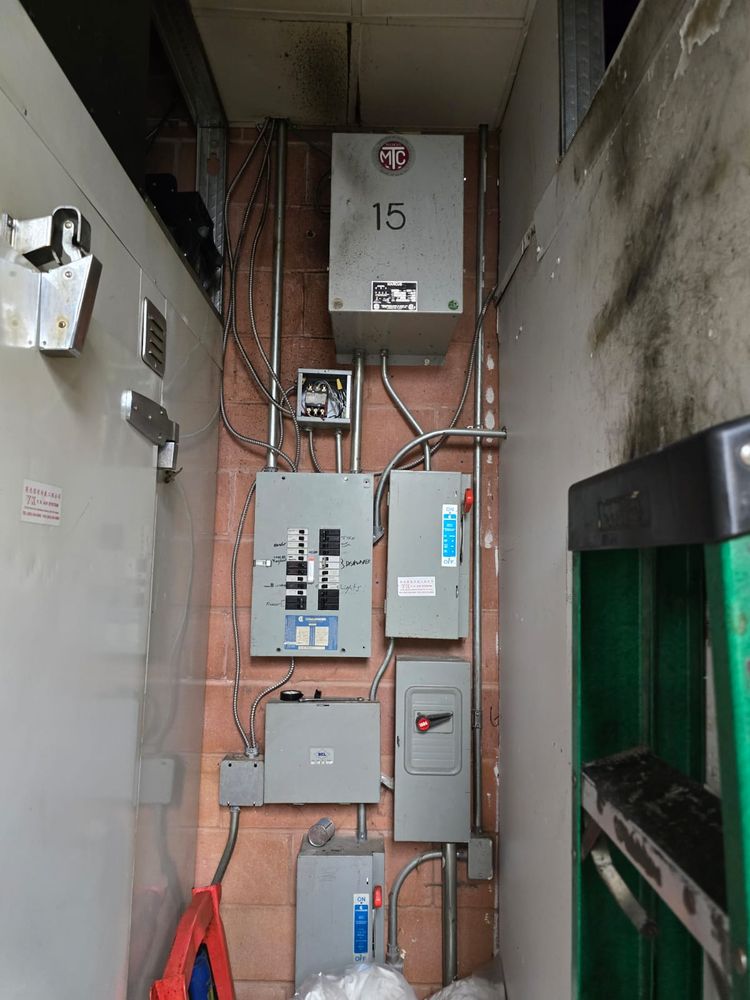 Slide of Constcorp Electric