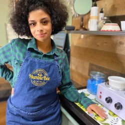 Humble Bee Sugaring Studio - Summerlin - Worker Bee Deja M.
