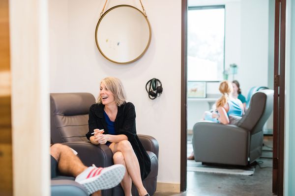 Drip Drop IV Vitamin Bar by null