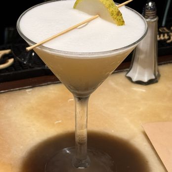 Salute - Pear martini - Italian Near Me - Hartford, Connecticut Salute - Pear martini - Italian Near Me - Hartford, Connecticut