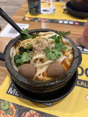 粉爱面 Potato Powder Love Noodle by null