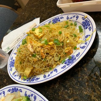 Lam's Garden - Singapore Rice Noodles - Vietnamese Near Me - Hilo, Hawaii