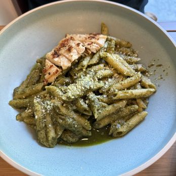 Hemlock Restaurant & Bar - Chicken pesto penne pasta - Bars Near Me - Oakhurst, California Hemlock Restaurant & Bar - Chicken pesto penne pasta - Bars Near Me - Oakhurst, California