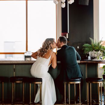 Kinfolk Bride - Bridal Near Me - Philadelphia, Pennsylvania Kinfolk Bride - Bridal Near Me - Philadelphia, Pennsylvania