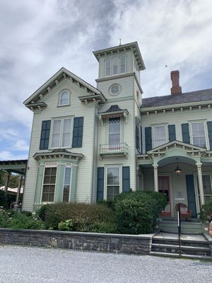 Jedediah Hawkins Inn by null
