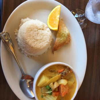 Thai Time - Yellow curry with duck - Thai Near Me - San Diego, California Thai Time - Yellow curry with duck - Thai Near Me - San Diego, California