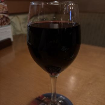Olive Garden Italian Restaurant - Merlot wine - Italian Near Me - El Centro, California