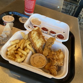 Raising Cane's Chicken Fingers - 3 fingers combo 10/10 - Fast Food Near Me - Chino, California Raising Cane's Chicken Fingers - 3 fingers combo 10/10 - Fast Food Near Me - Chino, California