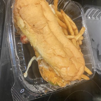Bubba's 33 - Chicken parm sandwich - Sports Bars Near Me - Tampa, Florida