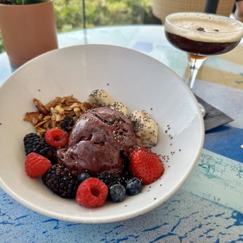 Geoffrey's Malibu - Seafood Near Me - Malibu, California