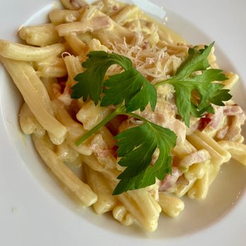 Vinotta - Italian Near Me - Waltham, Massachusetts