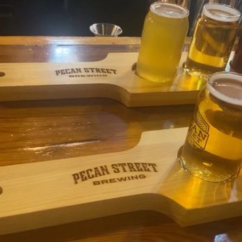 Pecan Street Brewing - Beer flight - Breweries Near Me - Johnson City, Texas Pecan Street Brewing - Beer flight - Breweries Near Me - Johnson City, Texas