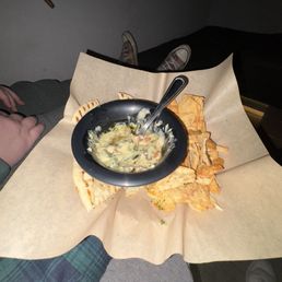 FRESH SPINACH & ARTICHOKE DIP FRESH SPINACH & ARTICHOKE DIP