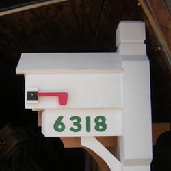 Cedar Craft Products - Duffy house mailbox and HL01 - 6x6 cedar with routed house numbers in arm of post