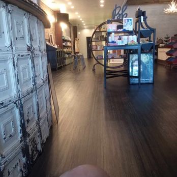 Styles On Broadway - Hair Salons Near Me - Martin, Tennessee
