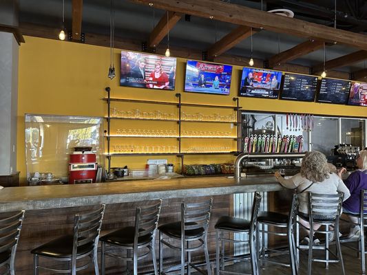 26 Degree Brewing Company by null