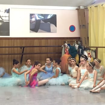 Ballet Arts Centre - Rehearsal morning. Getting ready for Recital. - Performing Arts Near Me - Jacksonville, Florida