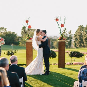 West Coast Weddings - First Kiss! - Videographers Near Me - San Diego, California West Coast Weddings - First Kiss! - Videographers Near Me - San Diego, California