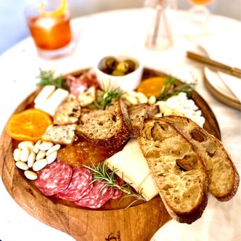 Heights House - House made Charcuterie - Hotels Near Me - Raleigh, North Carolina Heights House - House made Charcuterie - Hotels Near Me - Raleigh, North Carolina