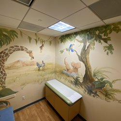 Newport Children's Medical Group - Jungle room