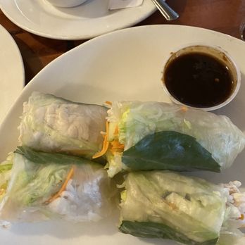 Bangkok Thai Restaurant - Fresh Basil Rolls - Chinese Near Me - Stow, Ohio