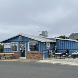 Mo's Seafood & Chowder - Otter Rock