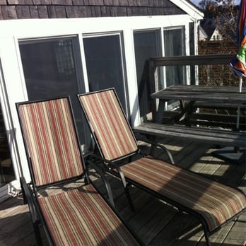 The Tree House - The deck. Much bigger than it looks in pic - Apartments Near Me - Provincetown, Massachusetts