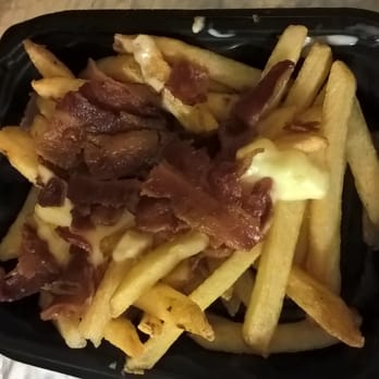 Wendy's - Bacon fondue fries... Not good. - Fast Food Near Me - Chicago, Illinois