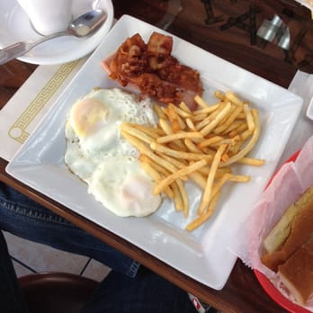 Las Cañas Cafe - La Completa (The Complete - eggs, ham, bacon, sausage - all the pork) - Cuban Near Me - Union City, New Jersey Las Cañas Cafe - La Completa (The Complete - eggs, ham, bacon, sausage - all the pork) - Cuban Near Me - Union City, New Jersey