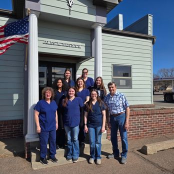 Veterinary Medical Clinic - Spring Break 2025 staff - Veterinarians Near Me - Yankton, South Dakota Veterinary Medical Clinic - Spring Break 2025 staff - Veterinarians Near Me - Yankton, South Dakota