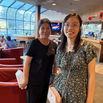 Sun Dynasty - Me and the owner - Chinese Near Me - Plymouth, Massachusetts