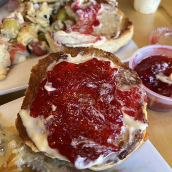 Pete's Egg Nest - Biscuit - Breakfast & Brunch Near Me - Seattle, Washington Pete's Egg Nest - Biscuit - Breakfast & Brunch Near Me - Seattle, Washington