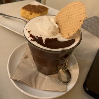 DelaCrem - Affogato de Chocolate - Ice Cream & Frozen Yogurt Near Me - Barcelona, B