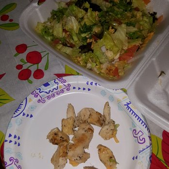 Pressley Park Restaurant - a plate of chicken and salad - Breakfast & Brunch Near Me - Charlotte, North Carolina Pressley Park Restaurant - a plate of chicken and salad - Breakfast & Brunch Near Me - Charlotte, North Carolina