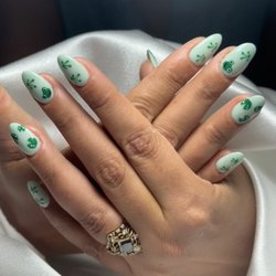 V.O Nails and Spa - Best nail salon in Largo