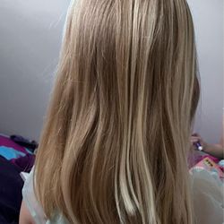 Great Clips - I Asked to take an inch off. Cut wasn't straight and what's w the weird layer?