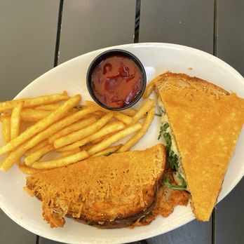 Perfect Pear Bistro - New American Near Me - Tempe, Arizona