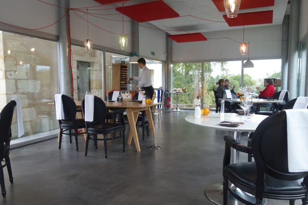 Restaurant Le Prince Noir par Vivien Durand by null