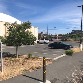 Carquinez Strait Regional Shoreline - Parking lot area - Parks Near Me - Martinez, California Carquinez Strait Regional Shoreline - Parking lot area - Parks Near Me - Martinez, California