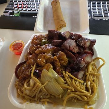 Dragon Express - Chow Mein Spicy Orange Chicken BBQ Pork - Chinese Near Me - Anaheim, California
