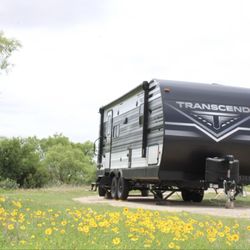 BybeeVerse Delivered RV - Www.deliveredRV.com is vacation RVs with bedding, kitchenware, coffee & more. Delivered & completely set up!