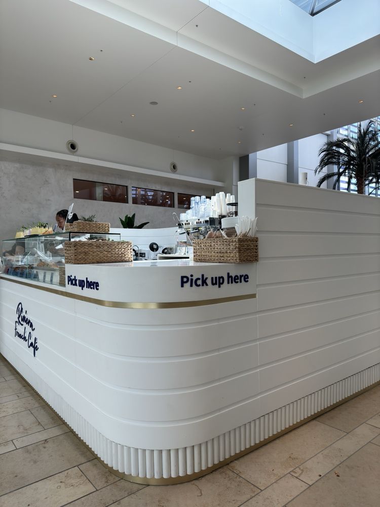 Riviera French Cafe Image