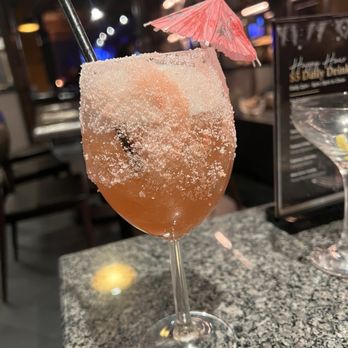Lobster Burger Bar - Bars Near Me - Toronto, Ontario