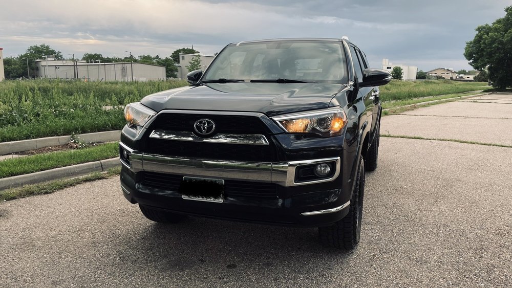 EchoPark Automotive - Centennial