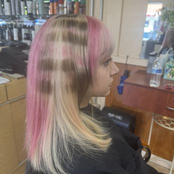 Salon Paris - Hair Salons Near Me - Concord, California