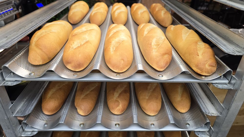 93 Banh Mi & Tea Logo