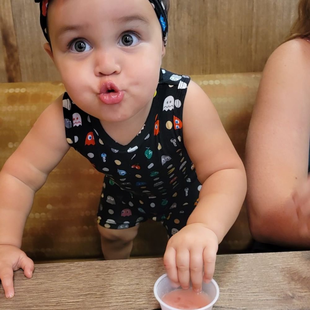 Agua Frescas are oooooooh so good. Agua Frescas are oooooooh so good.