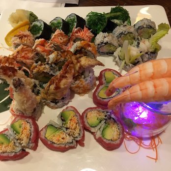 Soga Sushi - Seaweed salad roll, Boston roll, spider roll, lover roll, fancy roll and shrimp sushi - Sushi Bars Near Me - North Haven, Connecticut Soga Sushi - Seaweed salad roll, Boston roll, spider roll, lover roll, fancy roll and shrimp sushi - Sushi Bars Near Me - North Haven, Connecticut